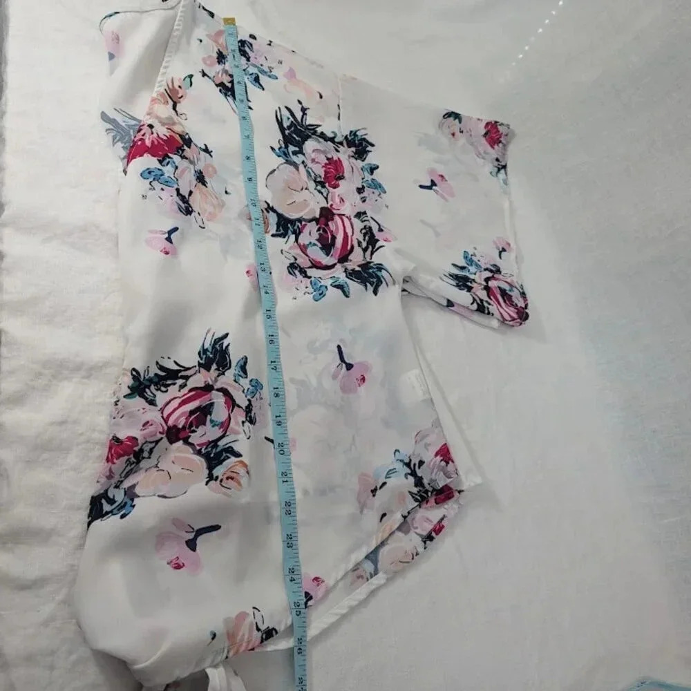 White floral flowy tunic with a knot front, oversized fit Womens size Large T18 - Picture 10 of 10